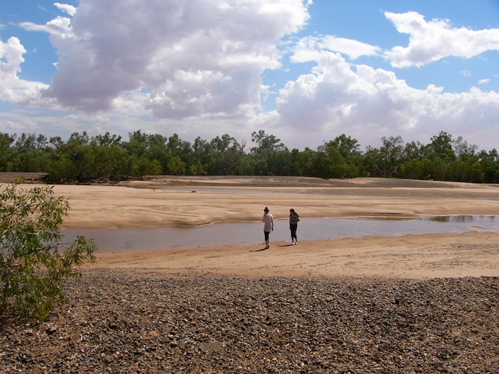 We were the other side of Port Hedland looking for an old mining town of Goldsworthy and came across the partly dried up De Grey River