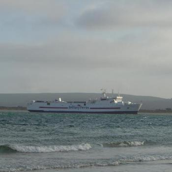 <b>Barfleur entering Poole Harbour, UK</b>