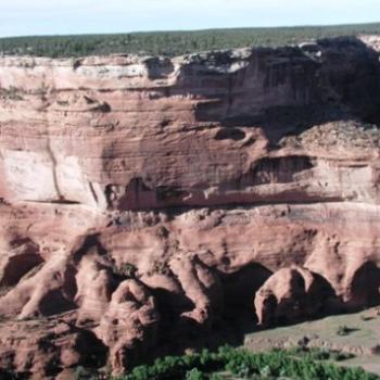 <b>Canyon de Chelly in Arizona; see dwellings in horizontal crack of cliff?</b>