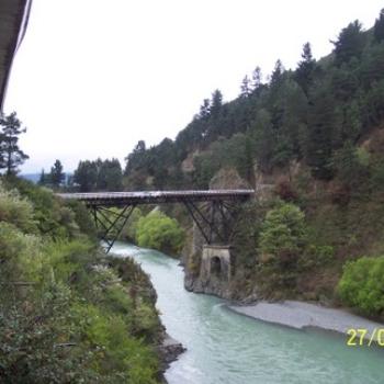 <b>Bunge from the bridge or jetboat the Canyon, Hanmer Springs NZ</b>
