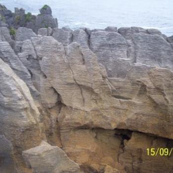 <b>Pancake Rocks near Greymouth NZ</b>