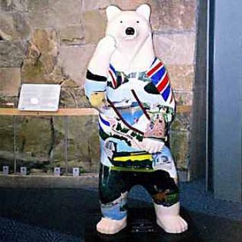 <b>Kermode Bear Statue - Vancouver International Airport (CG)</b>
