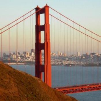 <b>San Francisco through the Golden Gate Bridge - Keyan Bowes</b>