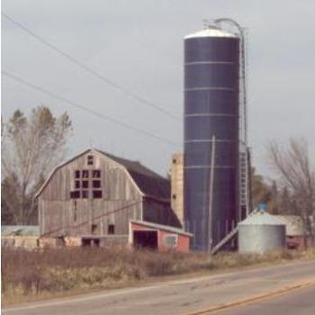 <b>My neighbor's barn up the road...</b>