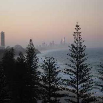 <b>View of Surfers from Burleigh Heads (Qld)</b>