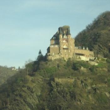 <b>Castle on the Rhine  Sue/OK</b>