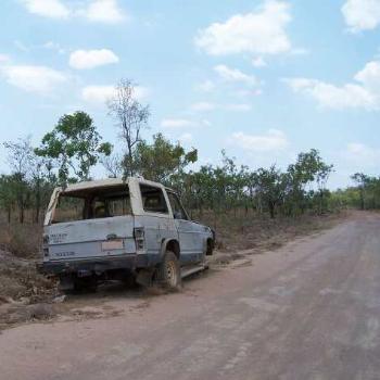 <b>It's a long and dusty road... and Bluey ain't gonna travel it no more. </b> <b>It's a long and dusty road... and Bluey ain't gonna travel it no more. </b>