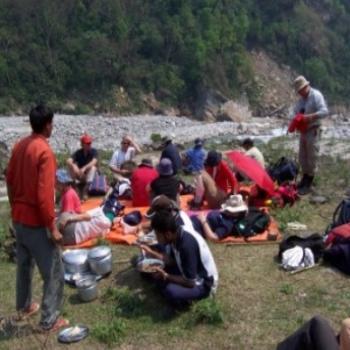<b>lucnch break trekking Himalayas</b>