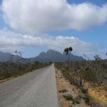 <b>On the road to Bluff Knoll in the Stirling Ranges, Albany (Anne)</b> <b>On the road to Bluff Knoll in the Stirling Ranges, Albany (Anne)</b>