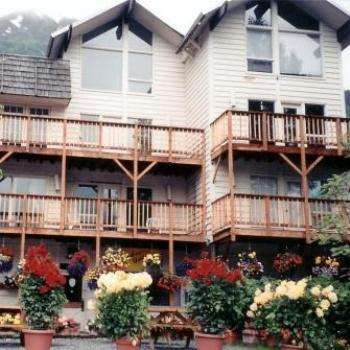 <b>Girdwood Alaska</b>