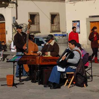 <b>buskers in Florence Italy - Peg</b>