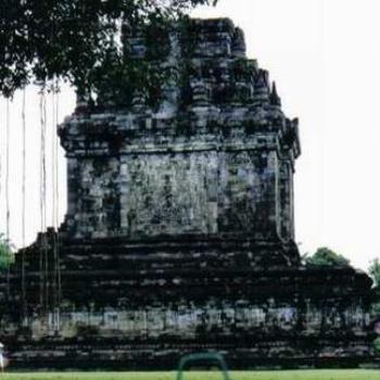 <b>Candi Mendut, Central Java, Indonesia</b>