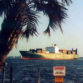 <b>Container ship at the mouth of Cape Fear in Southport NC \ kay NC</b> <b>Container ship at the mouth of Cape Fear in Southport NC \ kay NC</b>