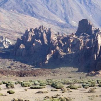 <b>Roques de Garcia, inside the caldera, Mount Teide, Tenerife - Eileen (Surrey, England)</b> <b>Roques de Garcia, inside the caldera, Mount Teide, Tenerife - Eileen (Surrey, England)</b>