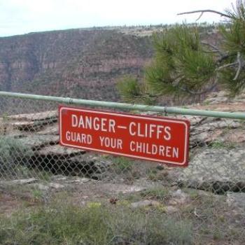 <b>Stating what should be common sense at Red Canyon in Utah - by Wilodene May 2010</b> <b>Stating what should be common sense at Red Canyon in Utah - by Wilodene May 2010</b>