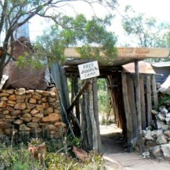 <b>Lightning Ridge</b>