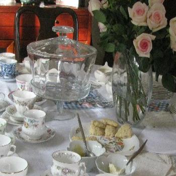 <b>Time for afternoon tea</b>
