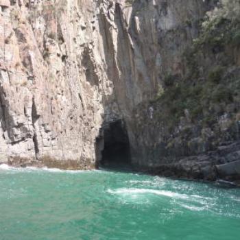 <b>Ocean cave, Bruny Island, Tasmania</b>