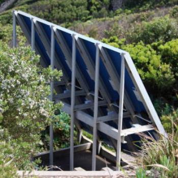<b>6565 solar panels for new lamp, Cape Ottway, GORd, Vic, 27th Oct'09, Kate/Sydney</b>