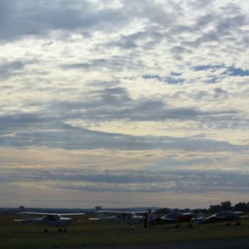 <b>9713 big sky, Dubbo Airport,NSW, 10th Apr'09, Kate/Sydney</b>