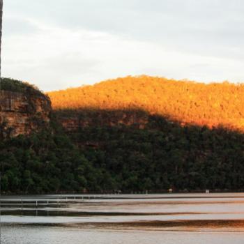 <b>1138 sun's out - 8pm, Hawkesbury R, 1st Jan'10, Kate/Sydney</b>
