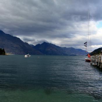 <b>4128 Lake Wakatipu, Queenstown, Sth Is, NZ,20th Mar'10 Kate/Sydney</b>