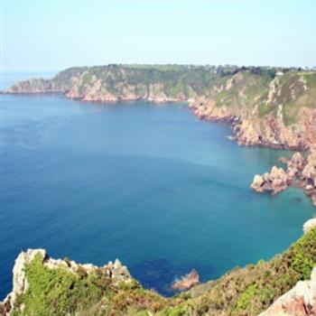 <b>Cliffs from Icart Point - Guernsey </b>