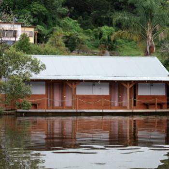 <b>2328 on the water's edge, Spencer, Hawkesbury R, 7th Feb'10, Kate/Sydney </b>