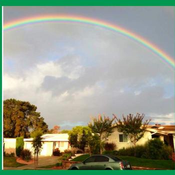 <b>Rainbow over San Diego homes</b>