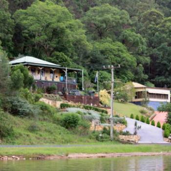 <b>2322 houses, Spencer, Hawkesbury R, 7th Feb'10, Kate/Sydney </b>