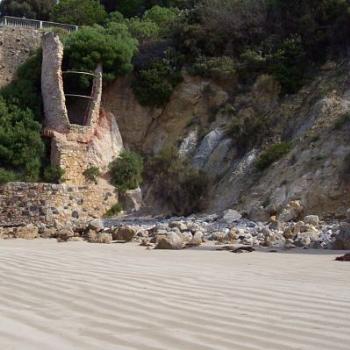 <b>lime kiln, Walkerville, Vic. / dino</b>