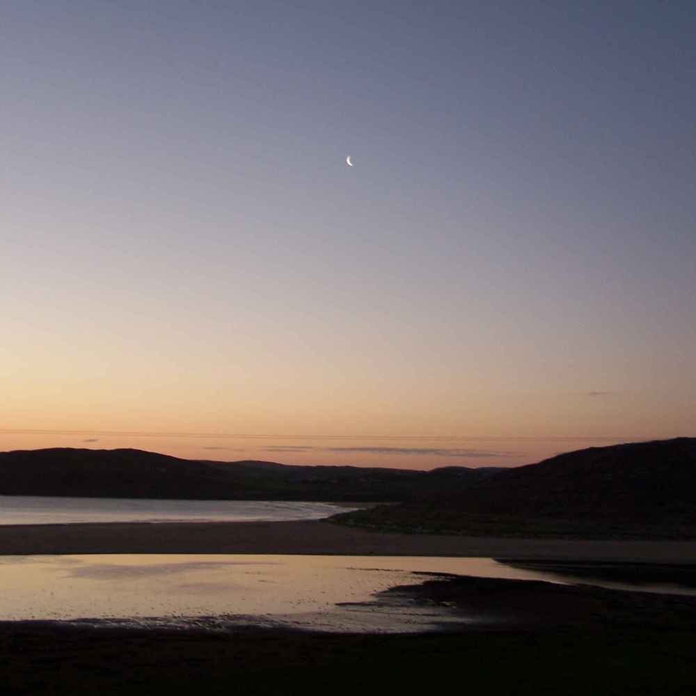 <b>Midnight twilight- on the north coast of Scotland. Taken July 2005</b> <b>Midnight twilight- on the north coast of Scotland. Taken July 2005</b>