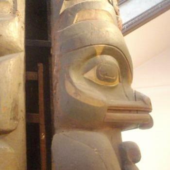 <b>Close up image Totem pole, Smithsonian museum, Washington D.C. appy/india</b> <b>Close up image Totem pole, Smithsonian museum, Washington D.C. appy/india</b>