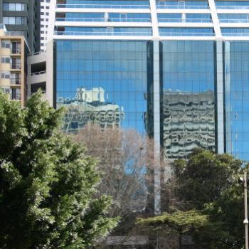 <b>7048 Reflected buildings Sydney Kate/Sydney</b>