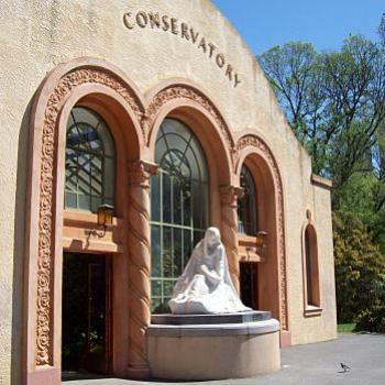 <b>Fitzroy Gardens Conservatory / dino</b>