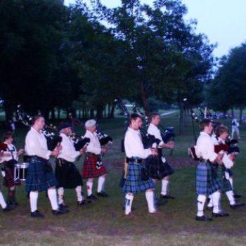 <b>Bagpipers for pageant at Nauvoo, Illinois, USA, July 2008, Wilodene </b> <b>Bagpipers for pageant at Nauvoo, Illinois, USA, July 2008, Wilodene </b>