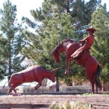<b>Horse and Bull sculpture  Sue/Ok</b>