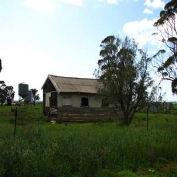 <b>Old homestead, outback W.A.. Wendy/Perth</b>