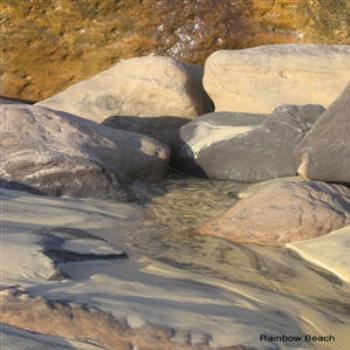 <b>Wet sand, Rainbow Beach, N.S.W. Wendy/Perth</b>