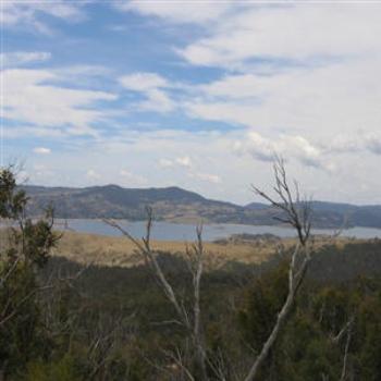 <b>Lake Jindabyne, N.S.W. - Wendy/Perth</b>