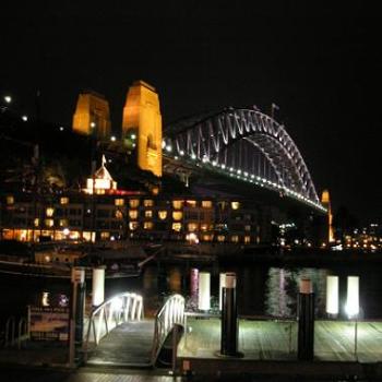 <b>Sydney Harbour bridge at night from The Rocks</b>