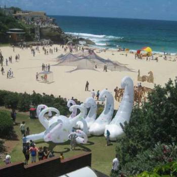 <b>sculptures by the sea 2005</b>