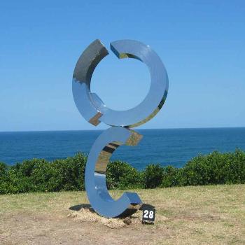 <b>bondi - sculptures by the sea 2003</b>