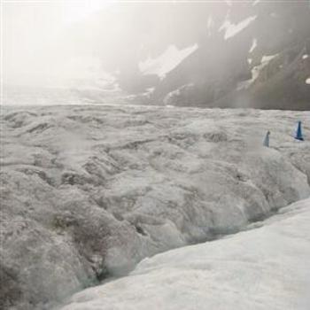 <b>Athabasca Glacier, Canada - Wendy/Perth</b>