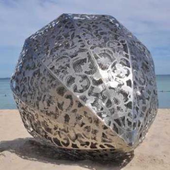 <b>Sculptures by the Sea - Cottesloe, Western Australia (Robin-Kalgoorlie)</b> <b>Sculptures by the Sea - Cottesloe, Western Australia (Robin-Kalgoorlie)</b>