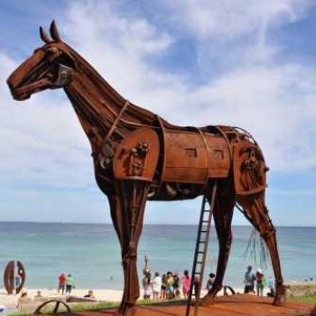 <b>Sculptures by the Sea - Cottesloe, Western Australia (Robin-Kalgoorlie)</b> <b>Sculptures by the Sea - Cottesloe, Western Australia (Robin-Kalgoorlie)</b>
