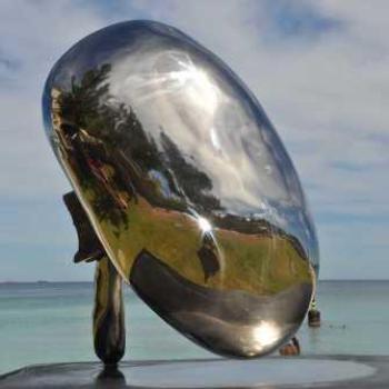 <b>Sculptures by the Sea - Cottesloe, Western Australia (Robin-Kalgoorlie)</b> <b>Sculptures by the Sea - Cottesloe, Western Australia (Robin-Kalgoorlie)</b>