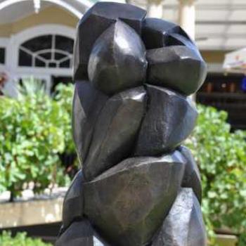 <b>Sculptures by the Sea - Cottesloe, Western Australia (Robin-Kalgoorlie)</b> <b>Sculptures by the Sea - Cottesloe, Western Australia (Robin-Kalgoorlie)</b>