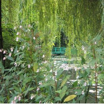 <b>Bridge across lake - Monet's Garden Aug-08 - Anne/Sydney</b>