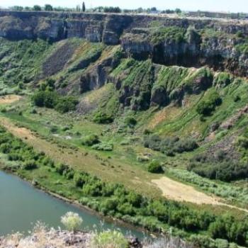 <b>Snake River Canyon at Twin Falls, Idaho, June 2010 by Wilodene</b> <b>Snake River Canyon at Twin Falls, Idaho, June 2010 by Wilodene</b>